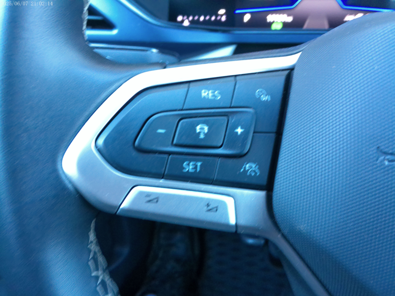 Volkswagen Taos SE Black 2024