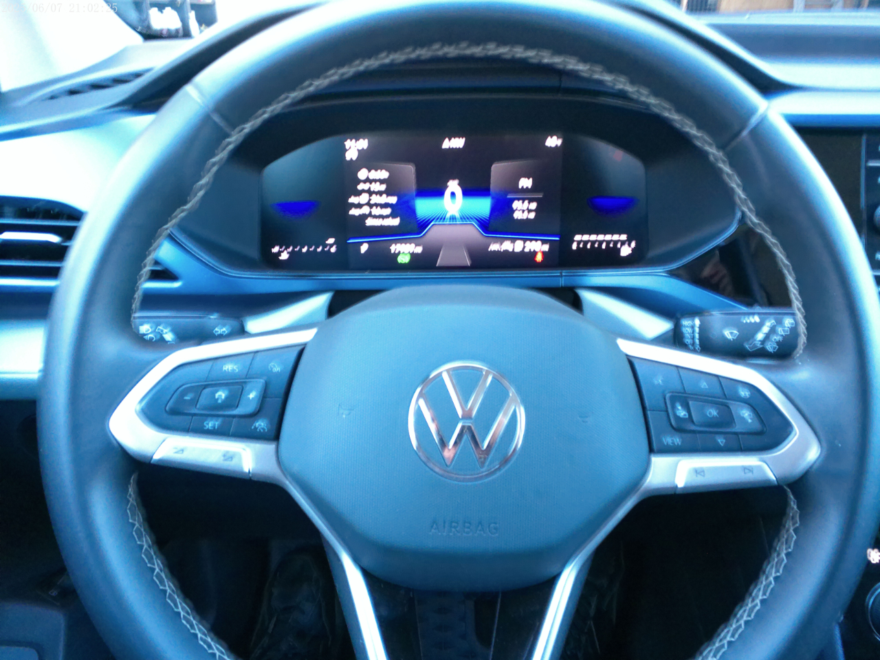 Volkswagen Taos SE Black 2024