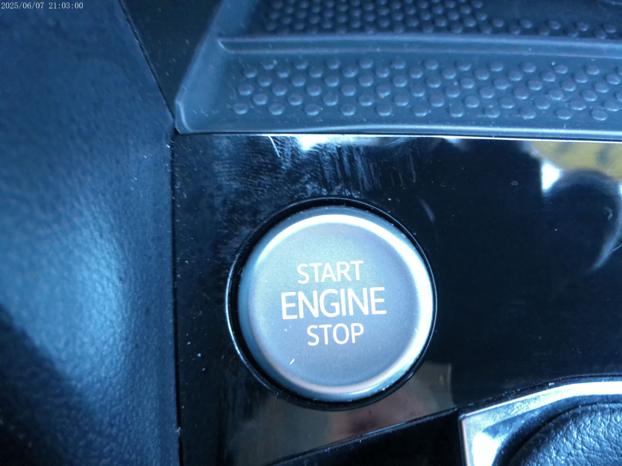 Volkswagen Taos SE Black 2024