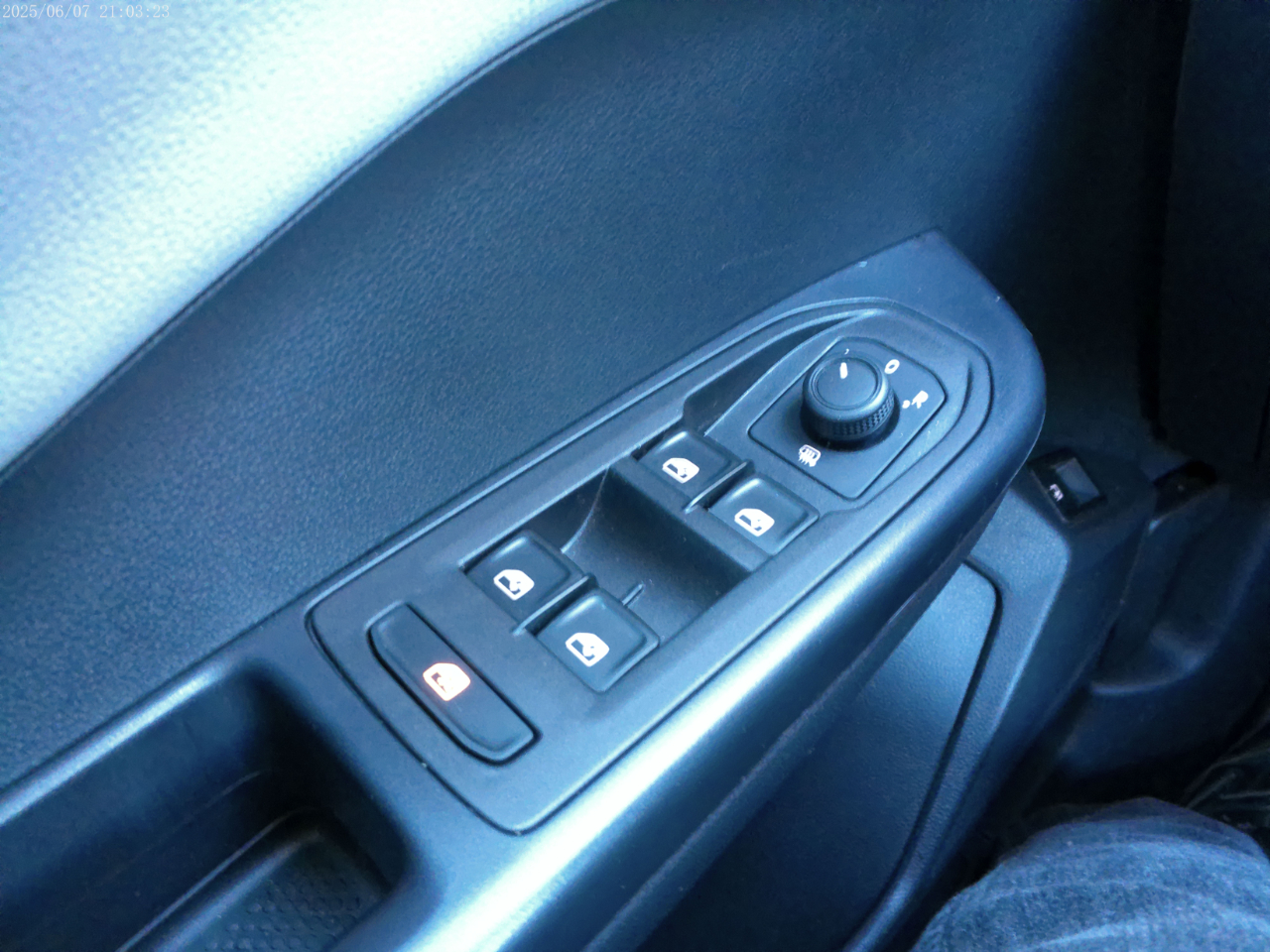 Volkswagen Taos SE Black 2024