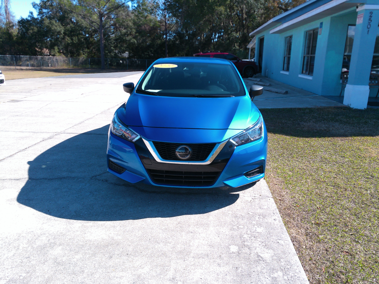 Nissan Versa S CVT 2020