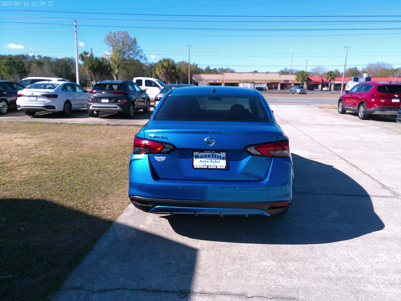 Nissan Versa S CVT 2020