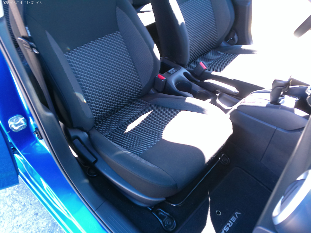 Nissan Versa S CVT 2020