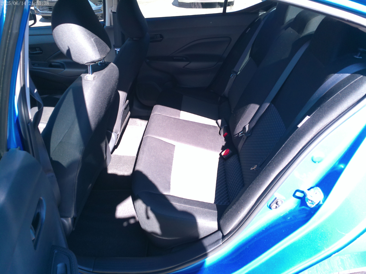 Nissan Versa S CVT 2020