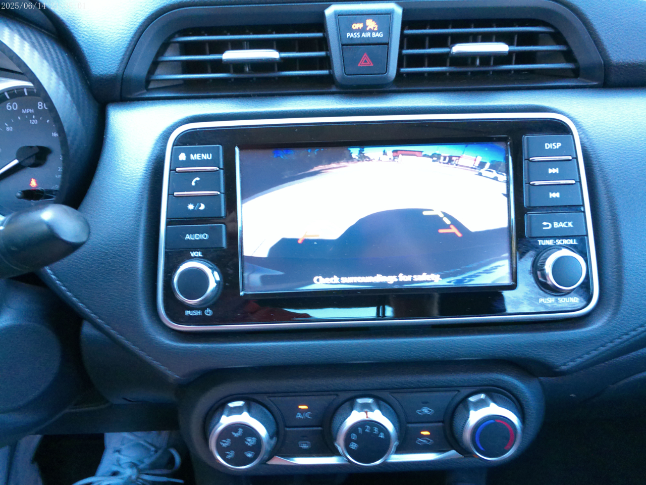 Nissan Versa S CVT 2020