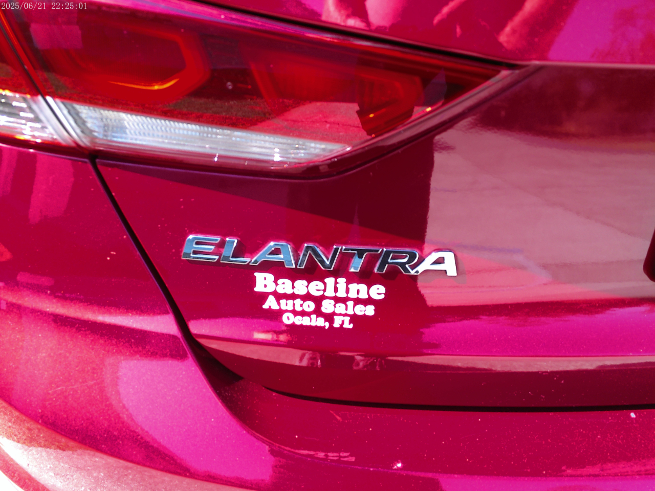Hyundai Elantra  2017