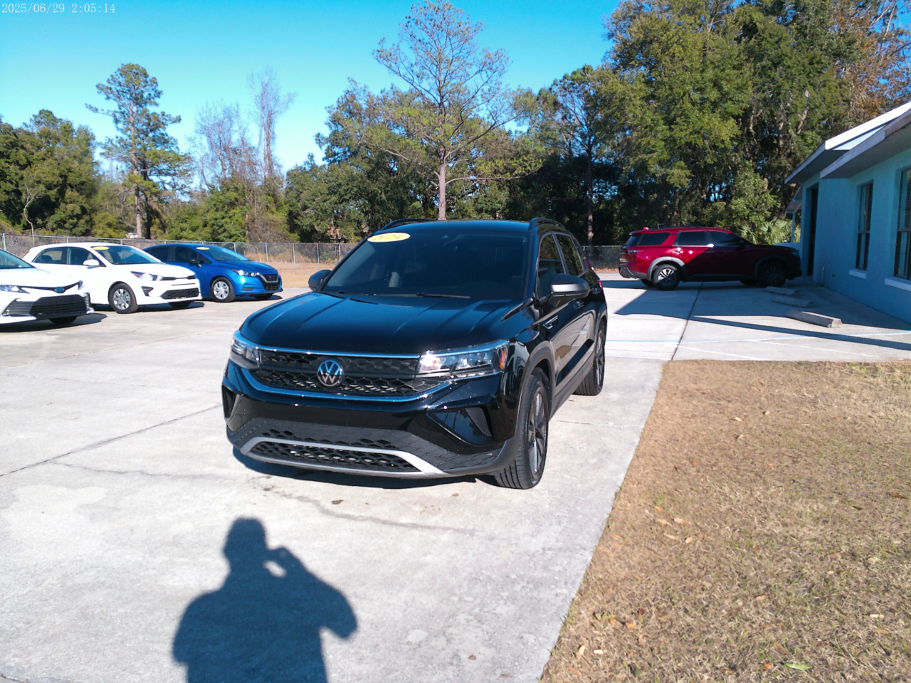 Volkswagen Taos S 2024