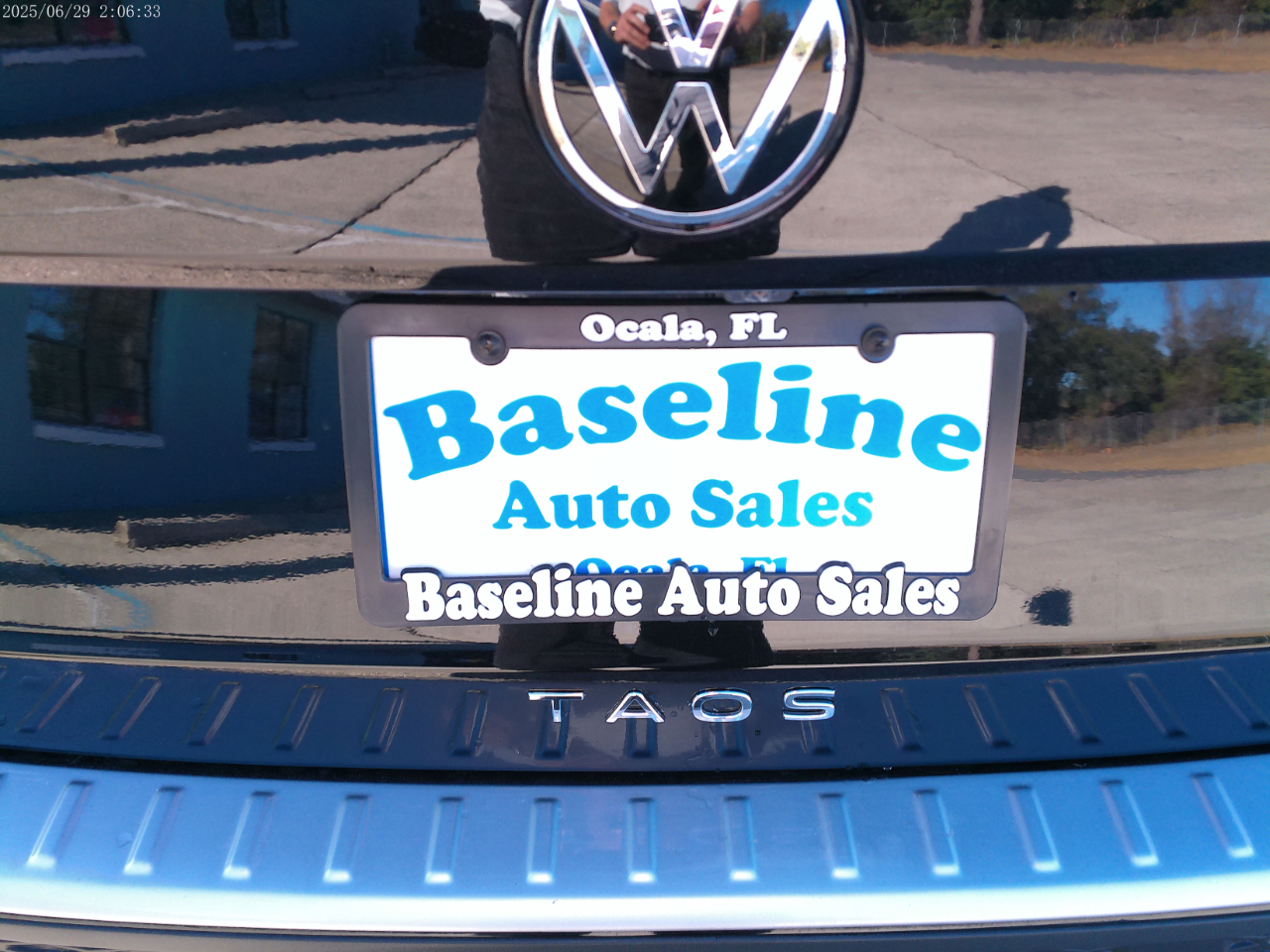 Volkswagen Taos S 2024