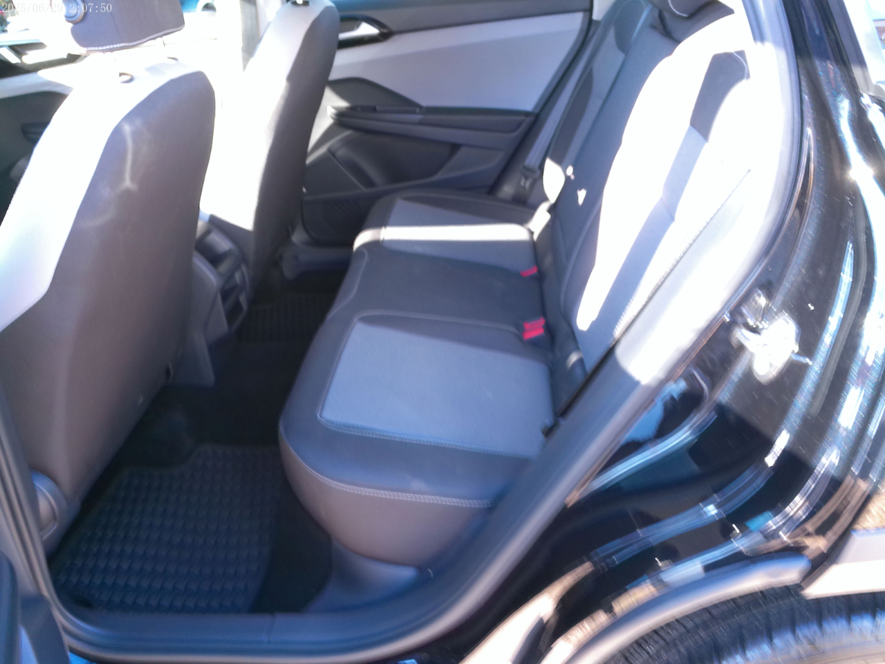 Volkswagen Taos S 2024