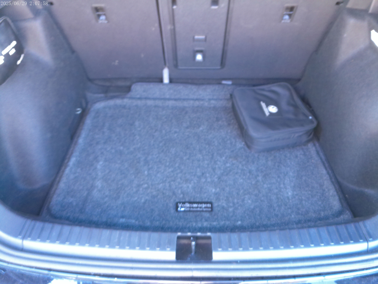 Volkswagen Taos S 2024