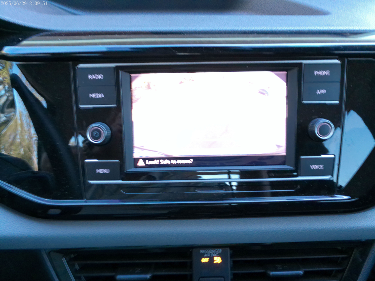 Volkswagen Taos S 2024