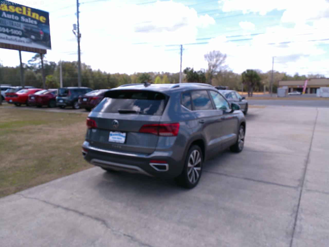 Volkswagen Taos SE 2022