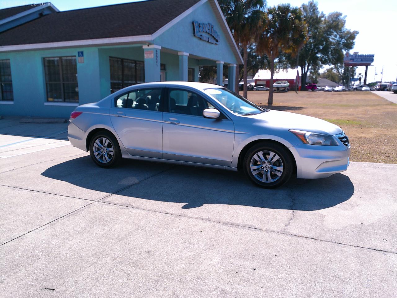 Honda Accord LX-P Sedan AT 2012