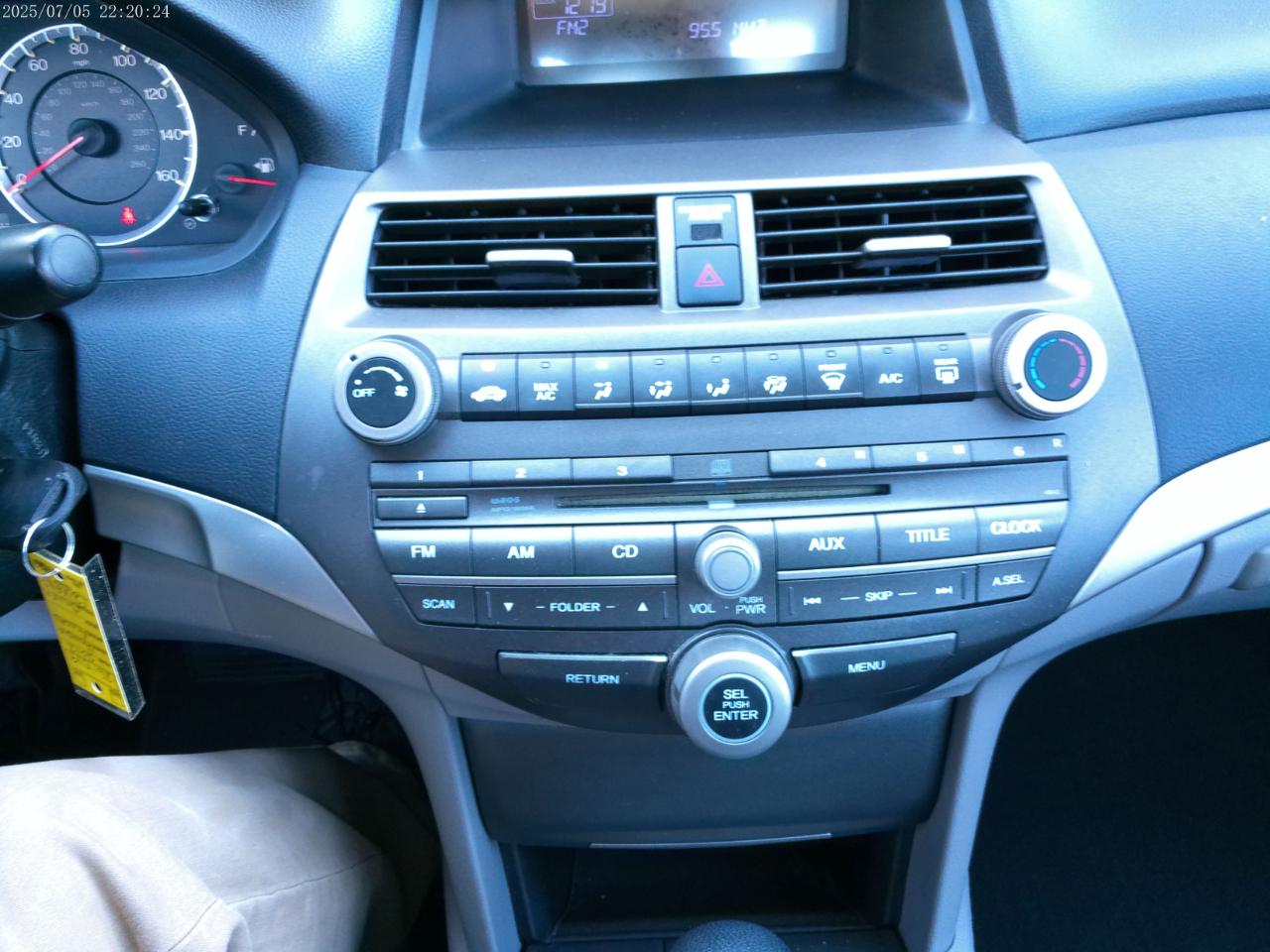 Honda Accord LX-P Sedan AT 2012