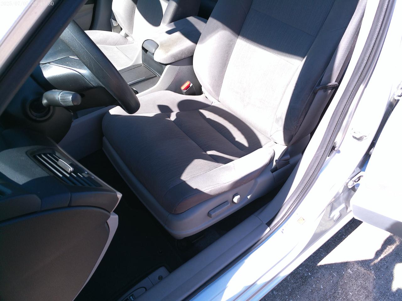 Honda Accord LX-P Sedan AT 2012