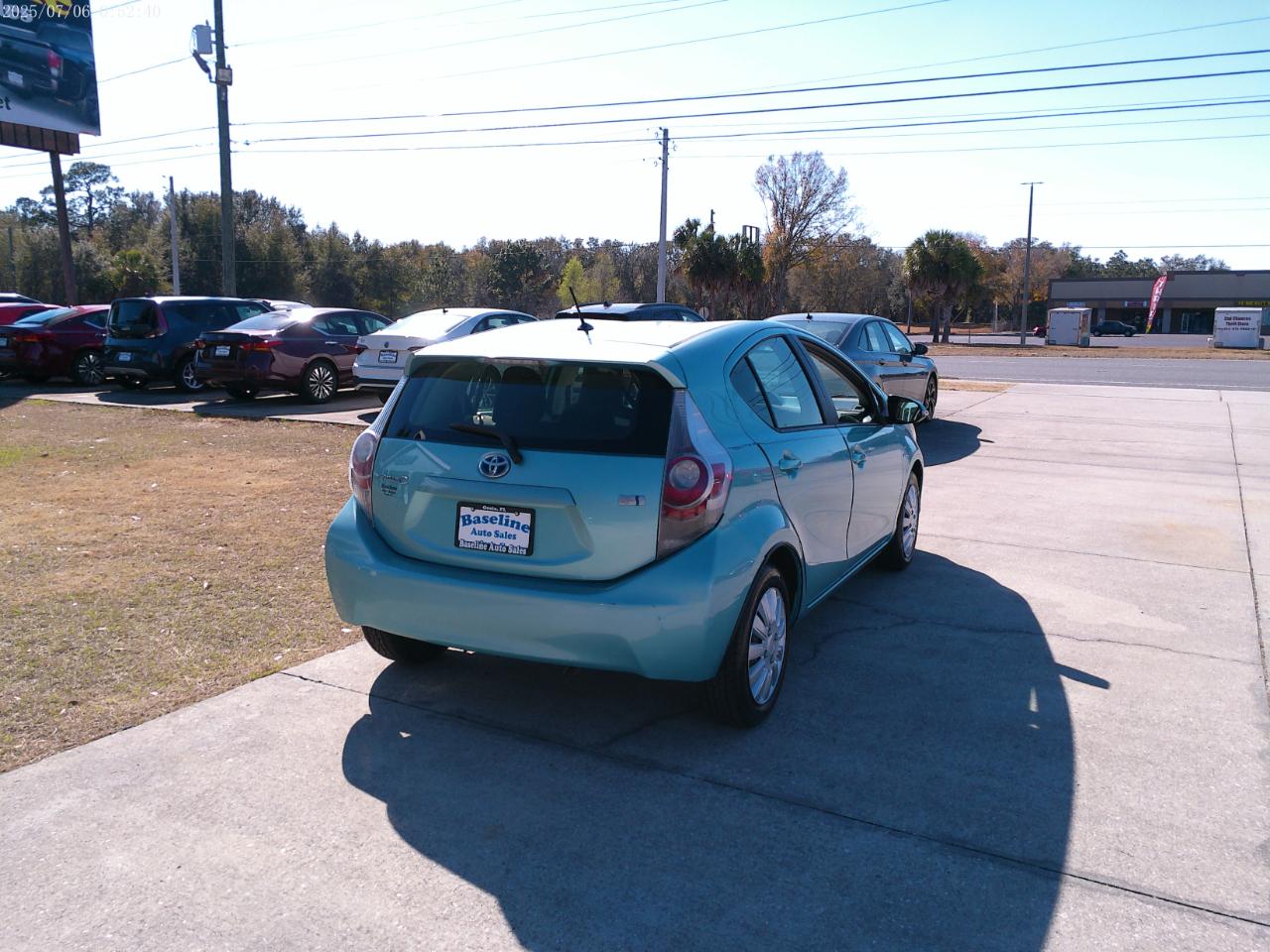 Toyota Prius c One 2013