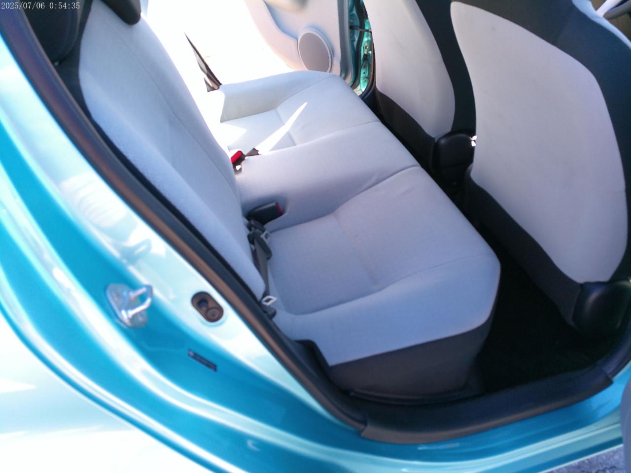 Toyota Prius c One 2013