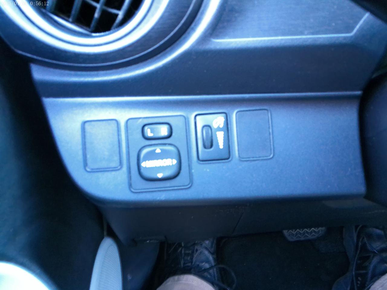 Toyota Prius c One 2013