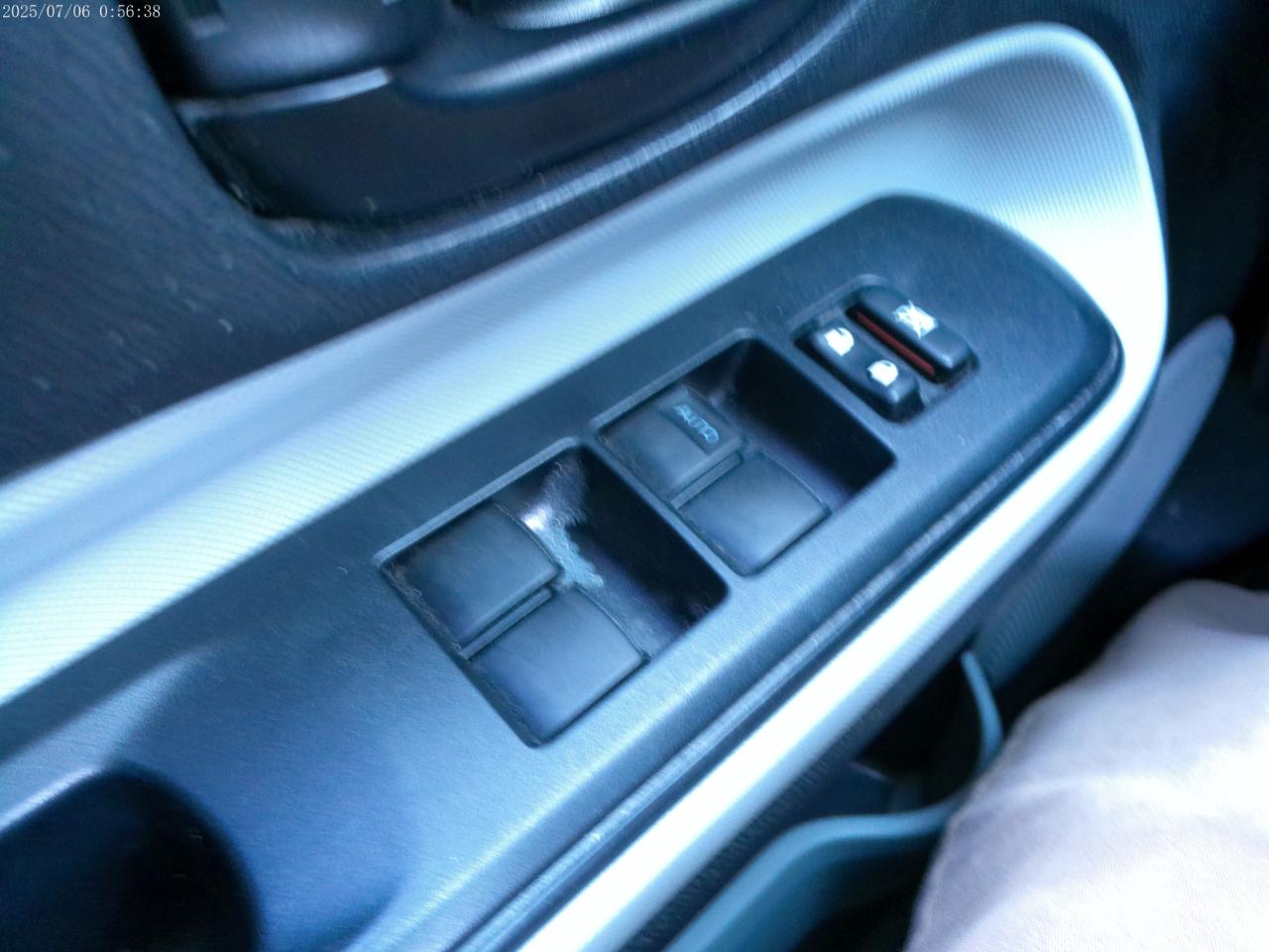 Toyota Prius c One 2013