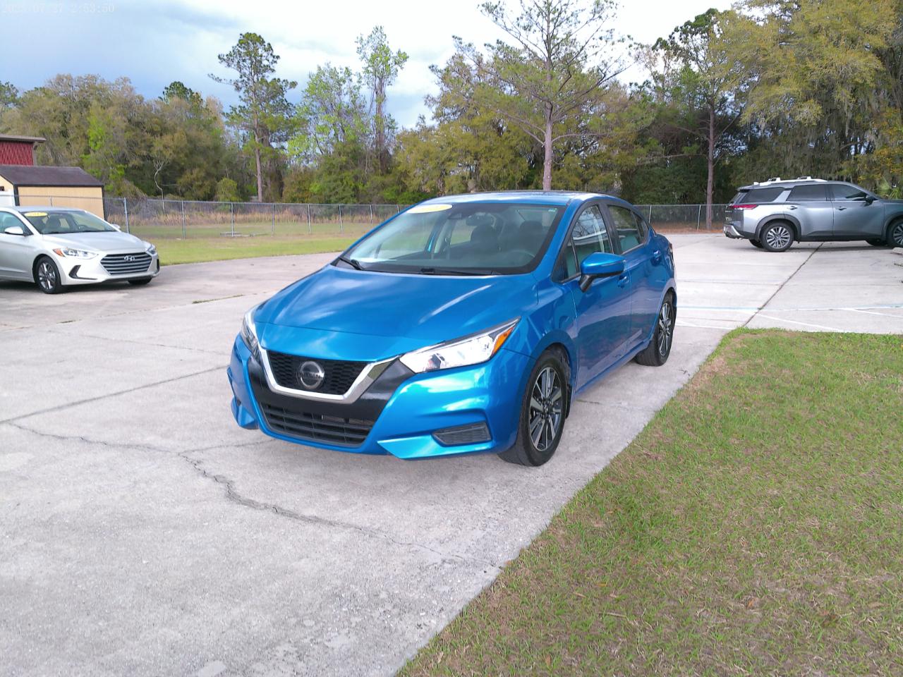 Nissan Versa SV 2021