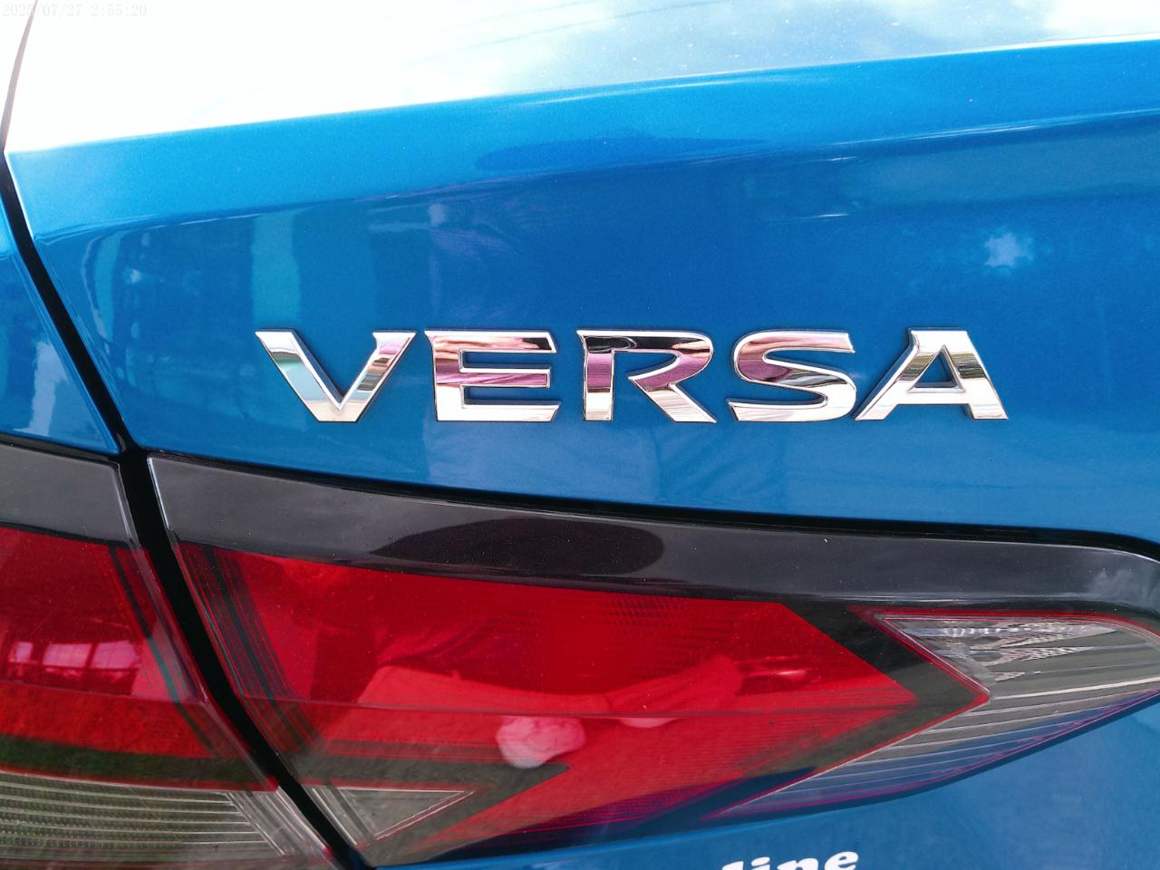 Nissan Versa SV 2021