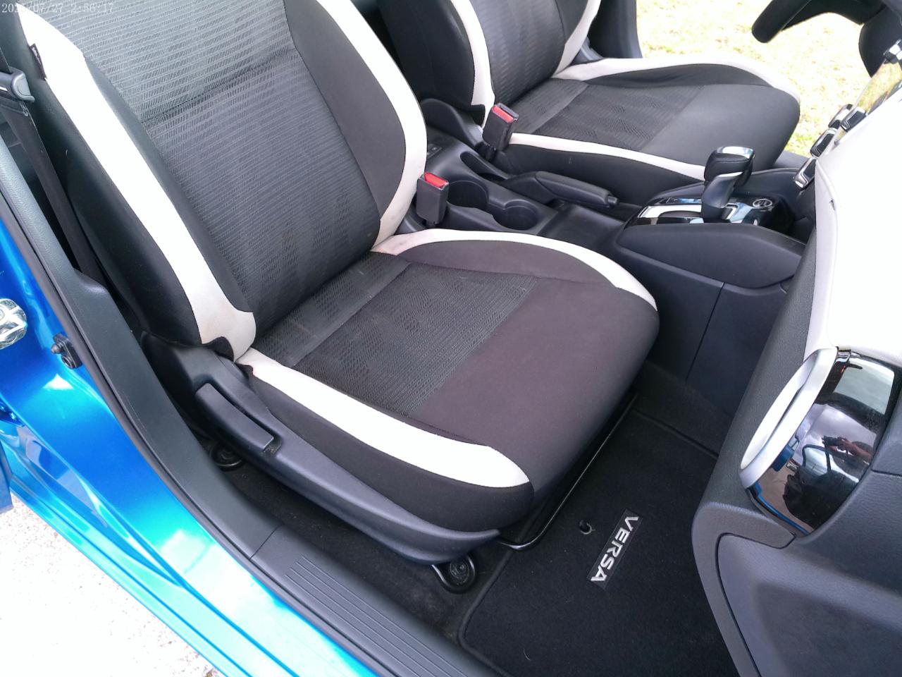 Nissan Versa SV 2021