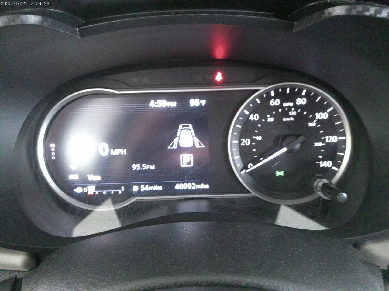 Nissan Versa SV 2021