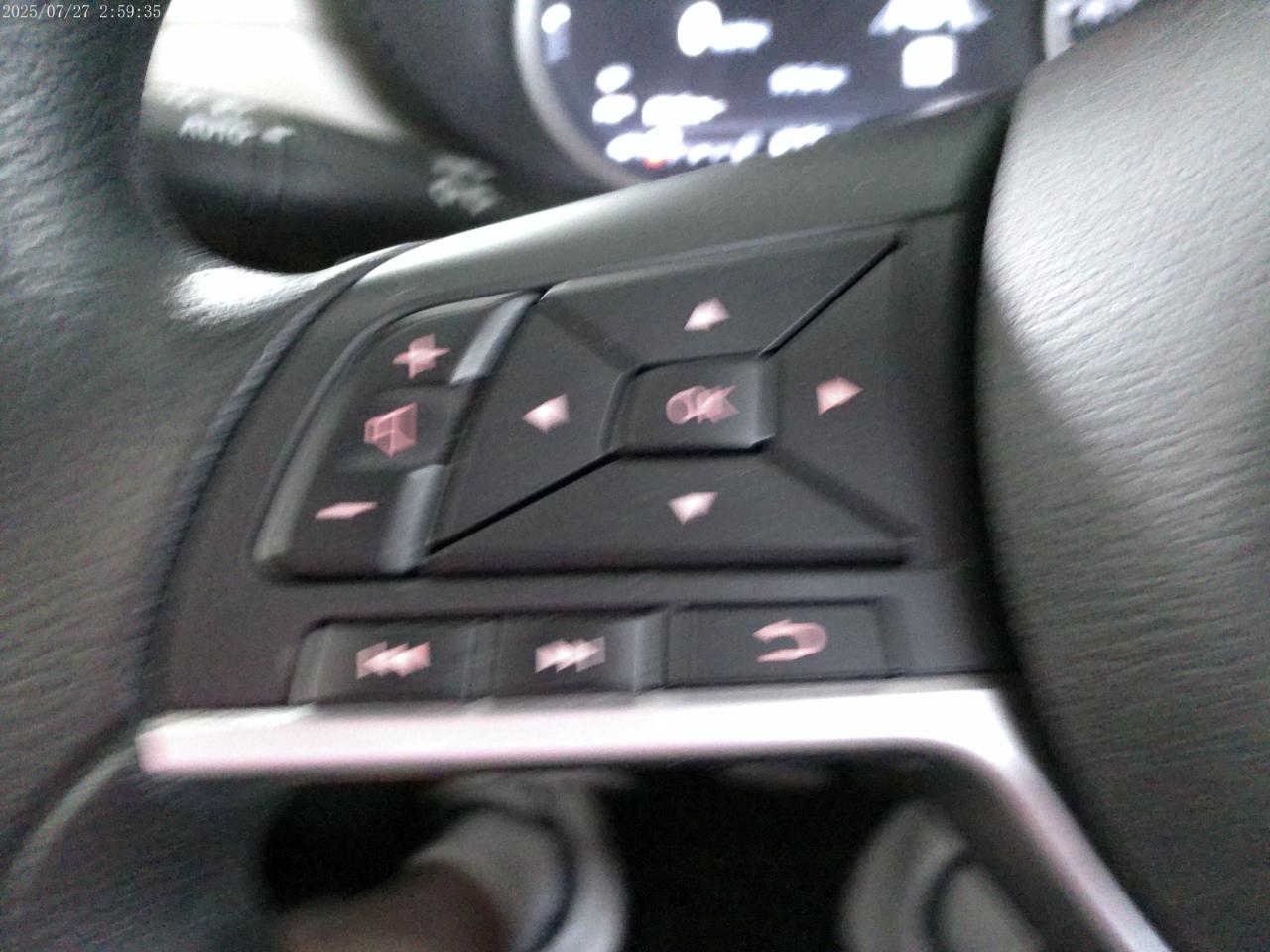 Nissan Versa SV 2021