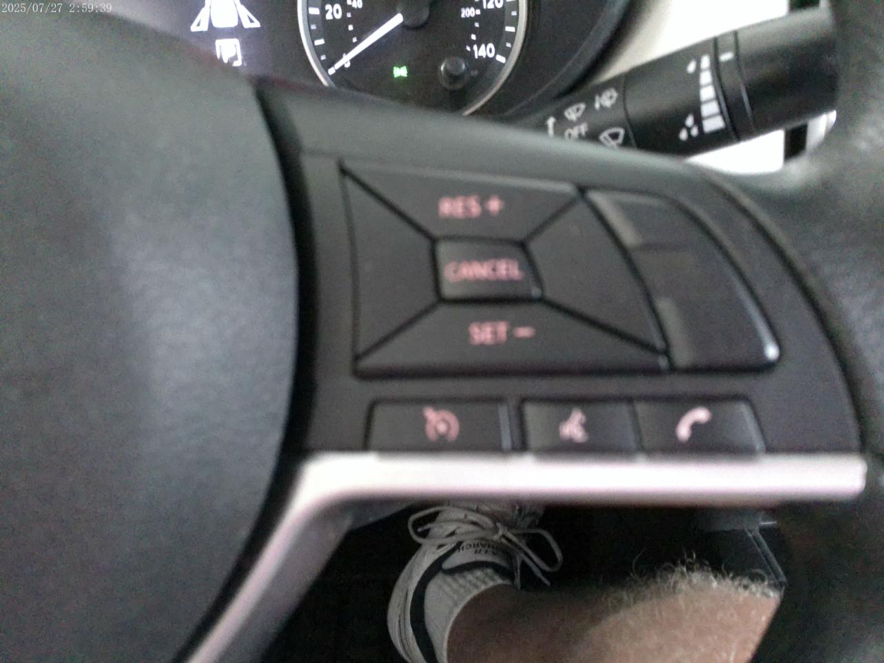 Nissan Versa SV 2021