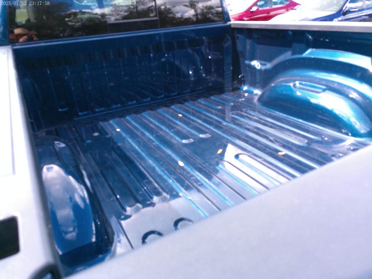 RAM 1500 Tradesman Quad Cab 4WD 2024