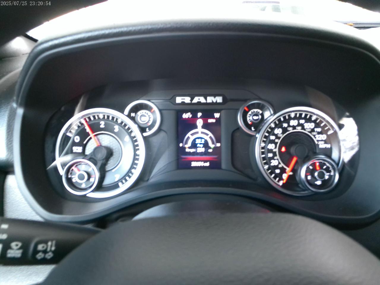 RAM 1500 Tradesman Quad Cab 4WD 2024