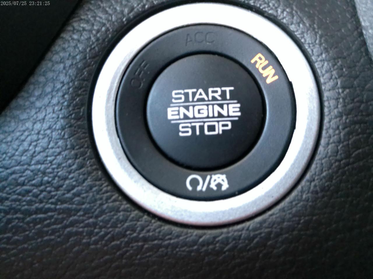 RAM 1500 Tradesman Quad Cab 4WD 2024