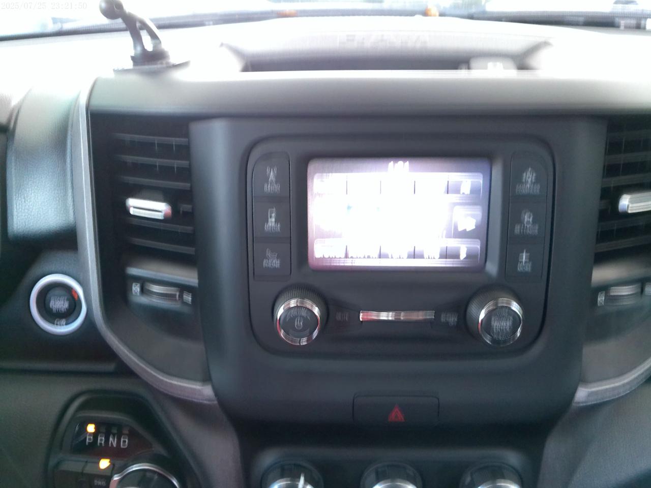 RAM 1500 Tradesman Quad Cab 4WD 2024