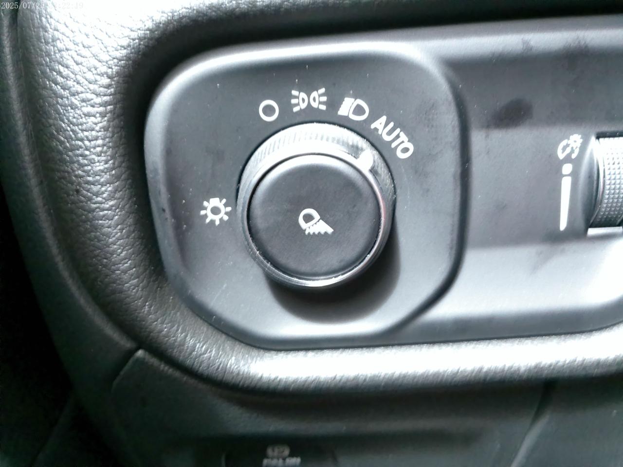 RAM 1500 Tradesman Quad Cab 4WD 2024