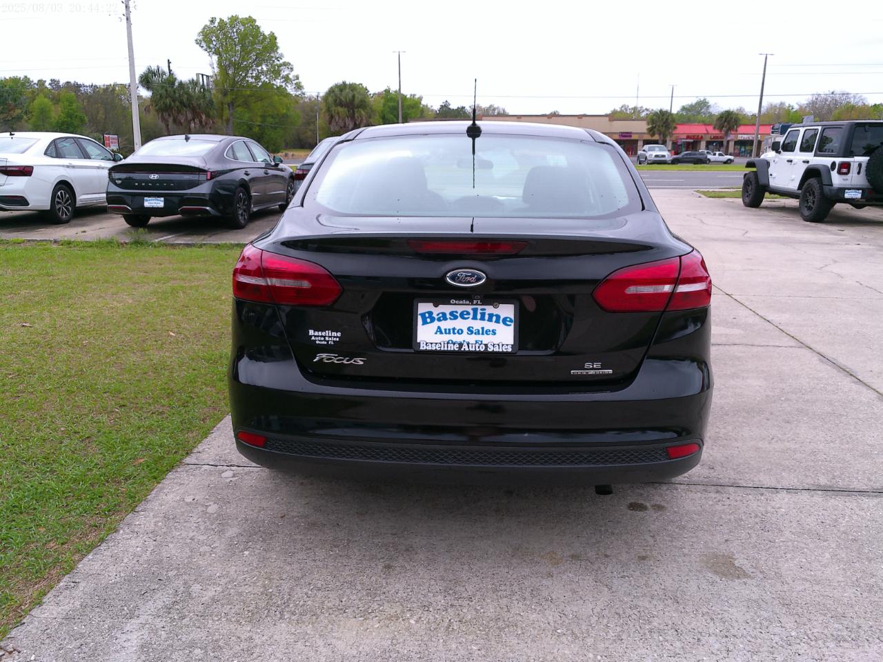 Ford Focus SE Sedan 2016