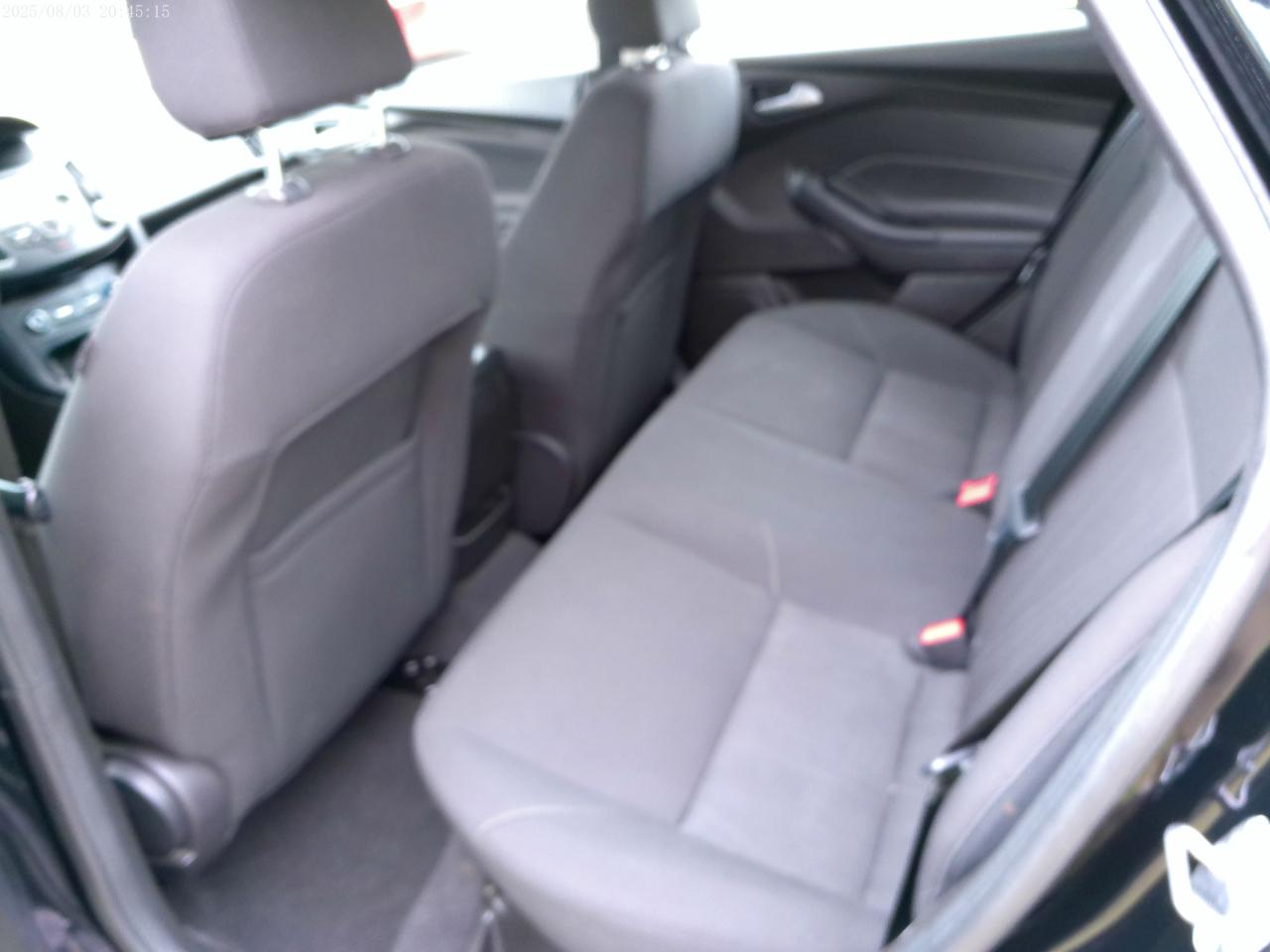 Ford Focus SE Sedan 2016