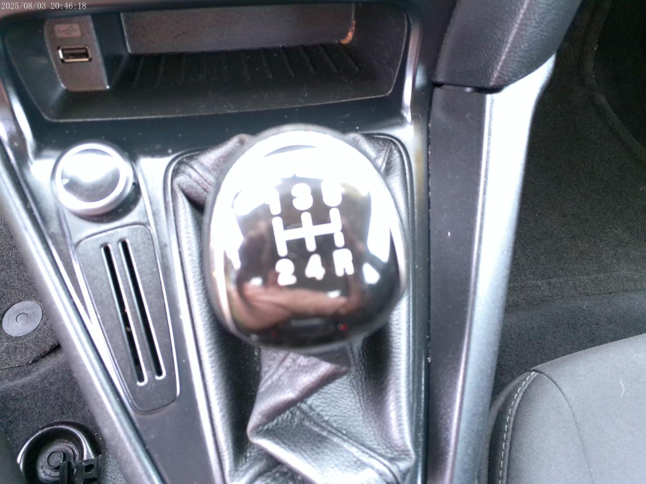 Ford Focus SE Sedan 2016