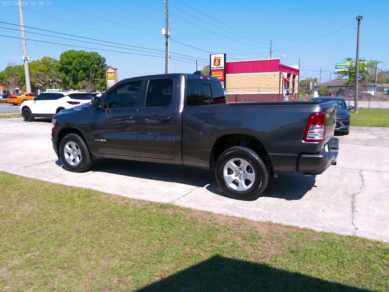 RAM 1500 Big Horn Quad Cab 2WD 2024