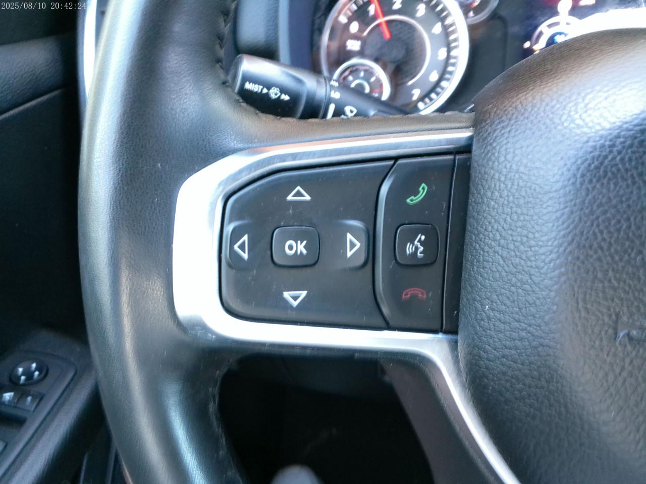 RAM 1500 Big Horn Quad Cab 2WD 2024