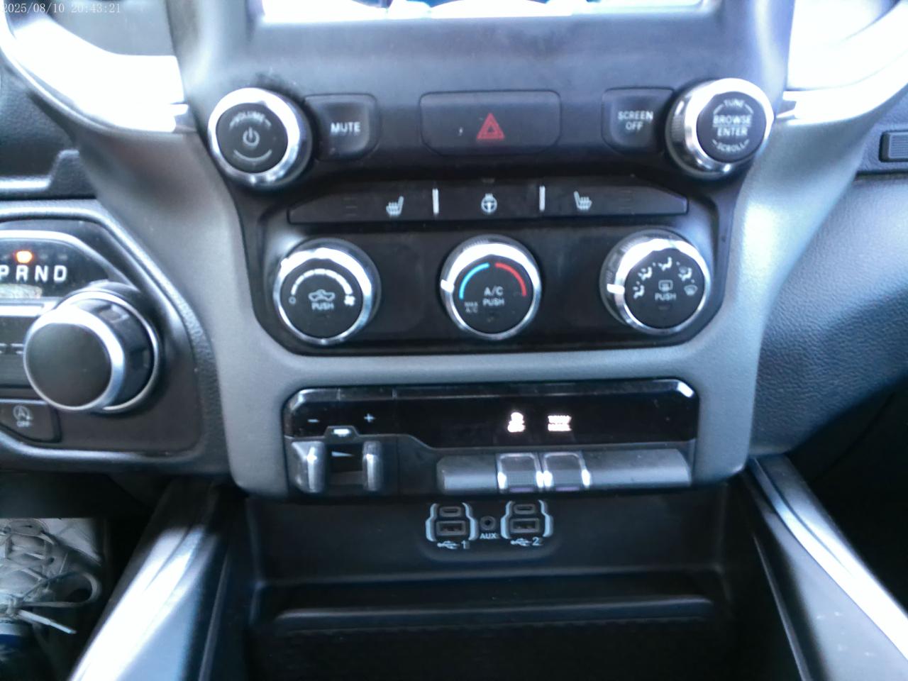 RAM 1500 Big Horn Quad Cab 2WD 2024