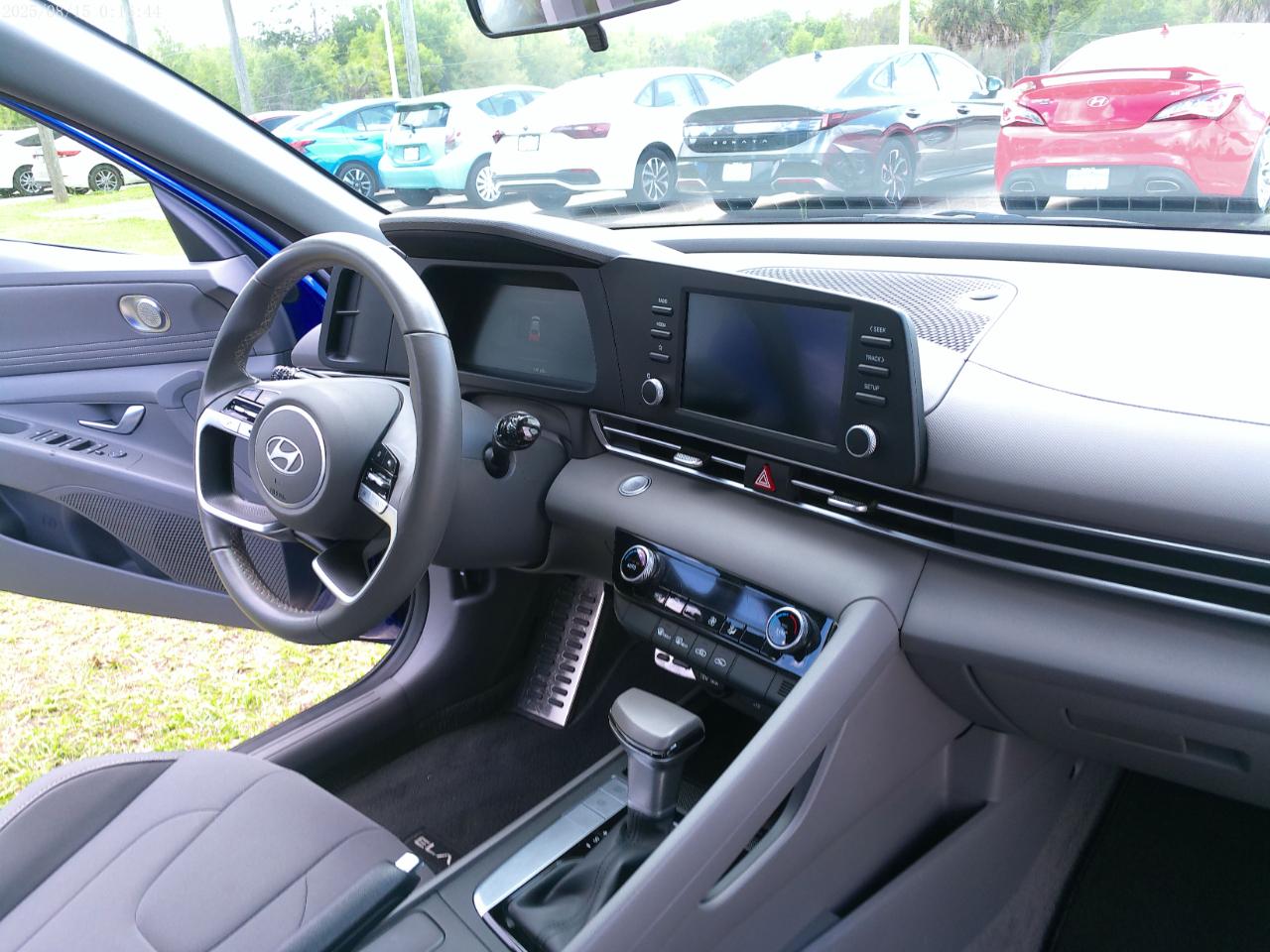 Hyundai Elantra SEL Sport 2025