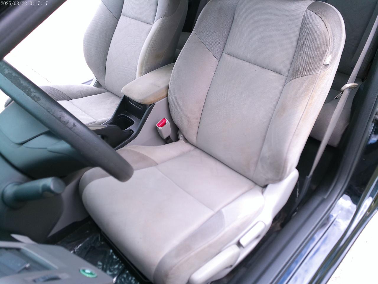 Honda Civic LX Coupe 5-Speed MT 2012