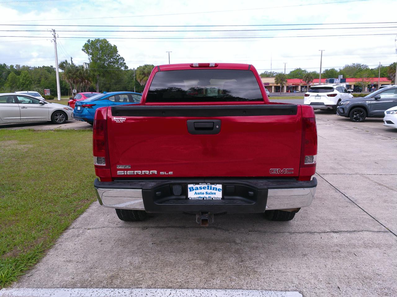 GMC Sierra 1500 SLE Crew Cab 2WD 2011