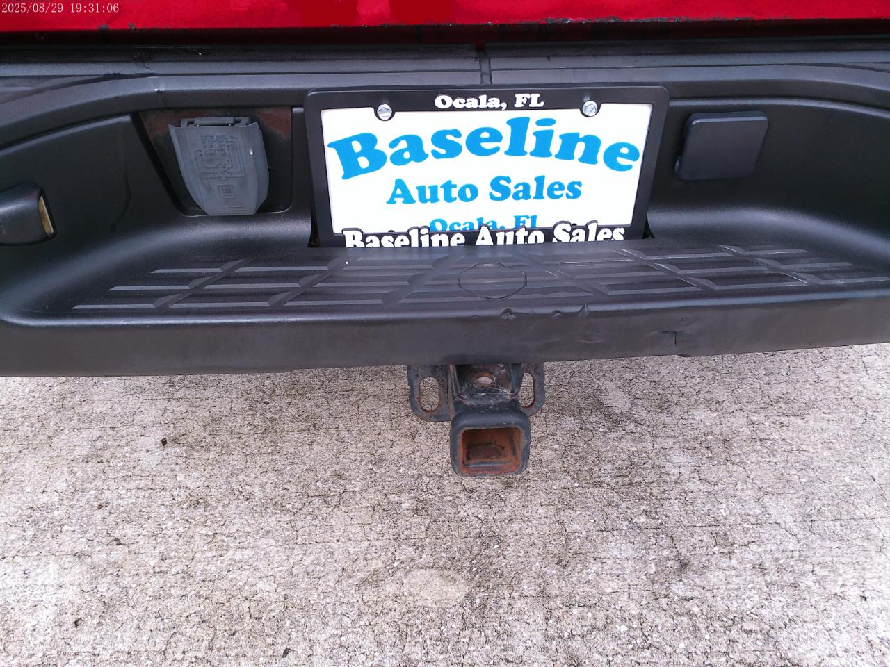 GMC Sierra 1500 SLE Crew Cab 2WD 2011