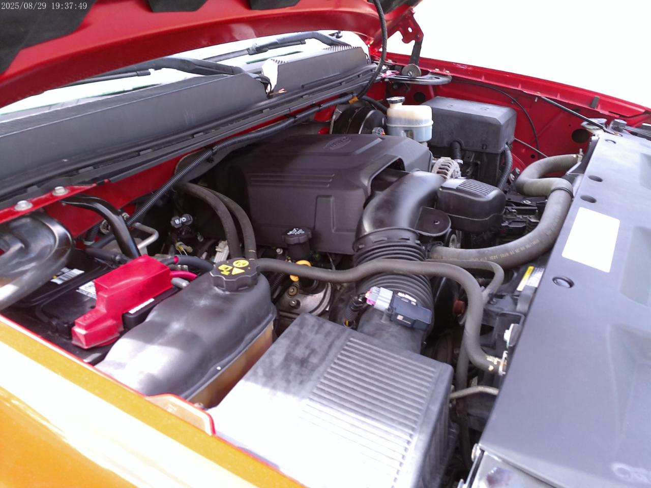 GMC Sierra 1500 SLE Crew Cab 2WD 2011