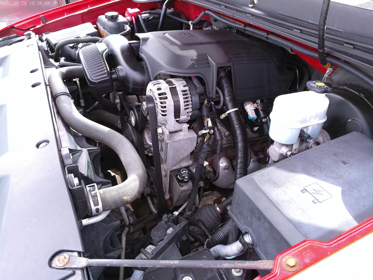 GMC Sierra 1500 SLE Crew Cab 2WD 2011