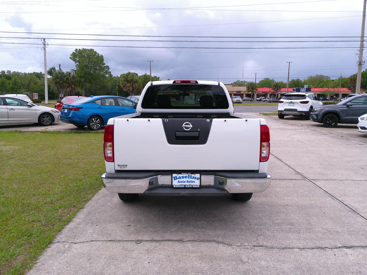 Nissan Frontier S King Cab I4 5AT 2WD 2015