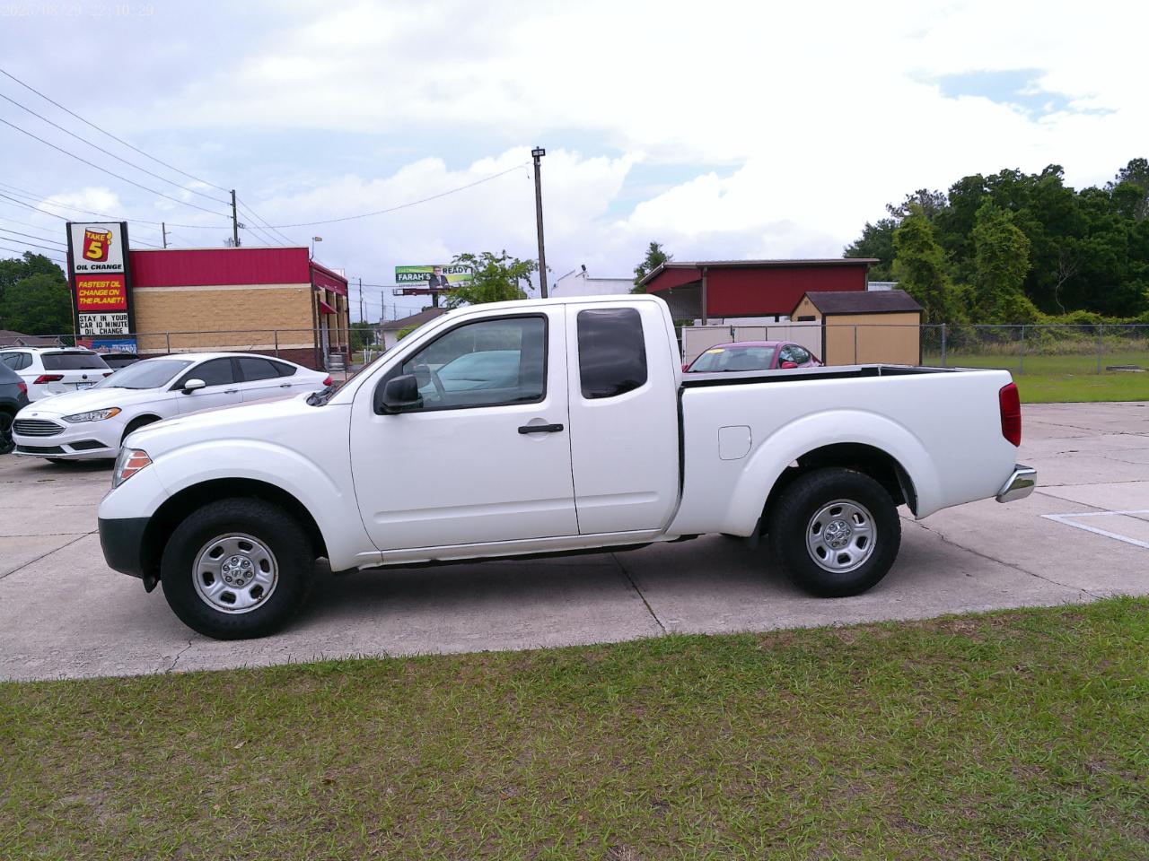 Nissan Frontier S King Cab I4 5AT 2WD 2015