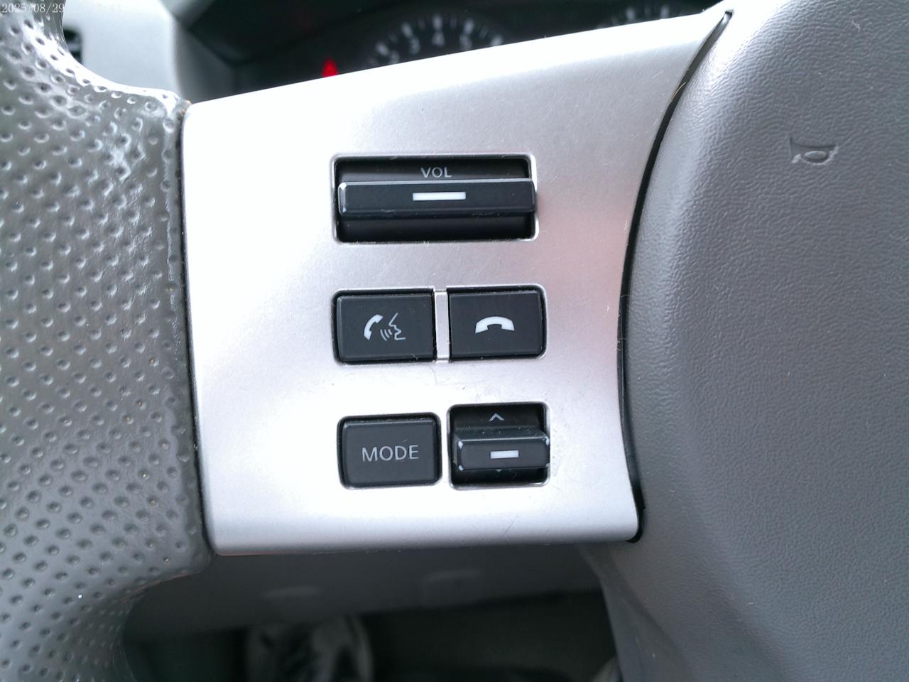 Nissan Frontier S King Cab I4 5AT 2WD 2015