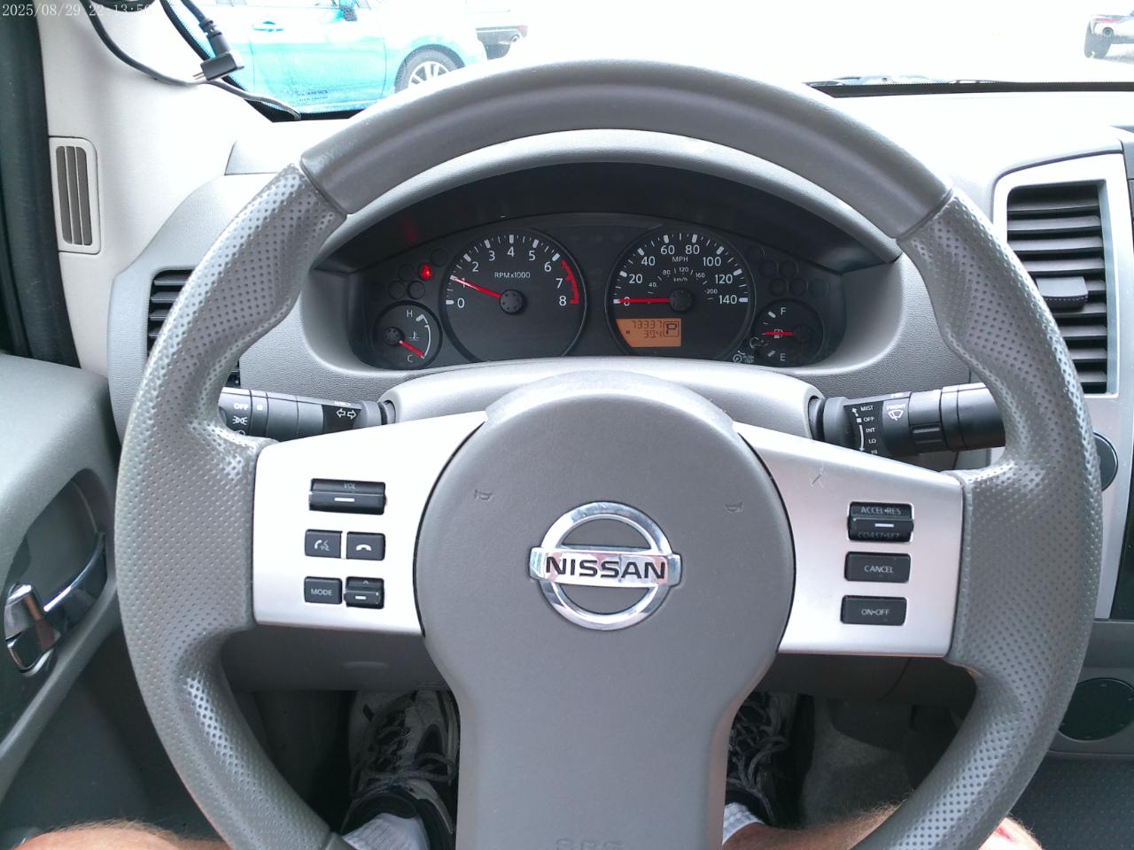 Nissan Frontier S King Cab I4 5AT 2WD 2015